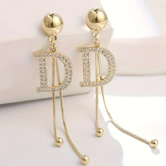 Exquisite Tassel Drop Elegant Gold “D" Dior, Long Dangle Earrings - NEW - Picture 6 of 7